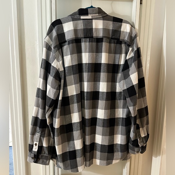 Men’s Carhartt Relaxed Fit Flannel - Picture 4 of 4